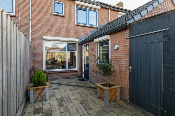 Photo 24 of van Heldenstraat 86