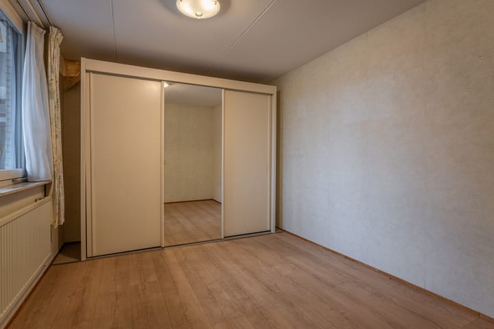 Photo 11 of Beatrixstraat 11