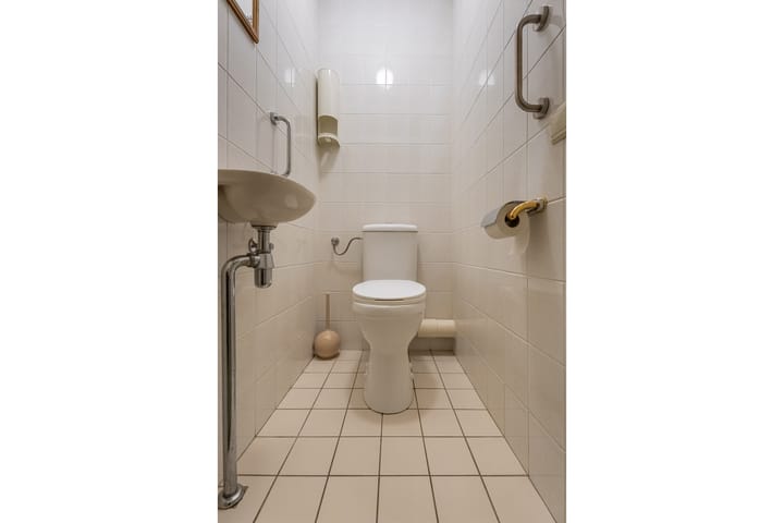 Photo 16 of Beatrixstraat 11