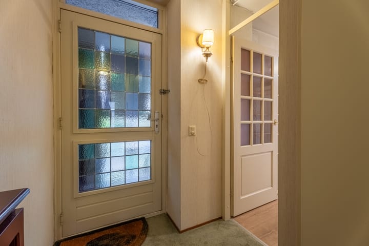 Photo 17 of Beatrixstraat 11