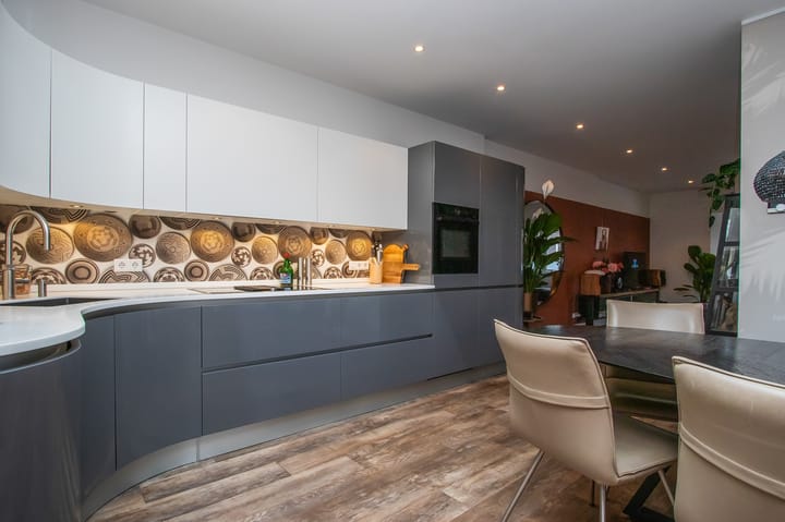 Photo 9 of Emmaweg 12