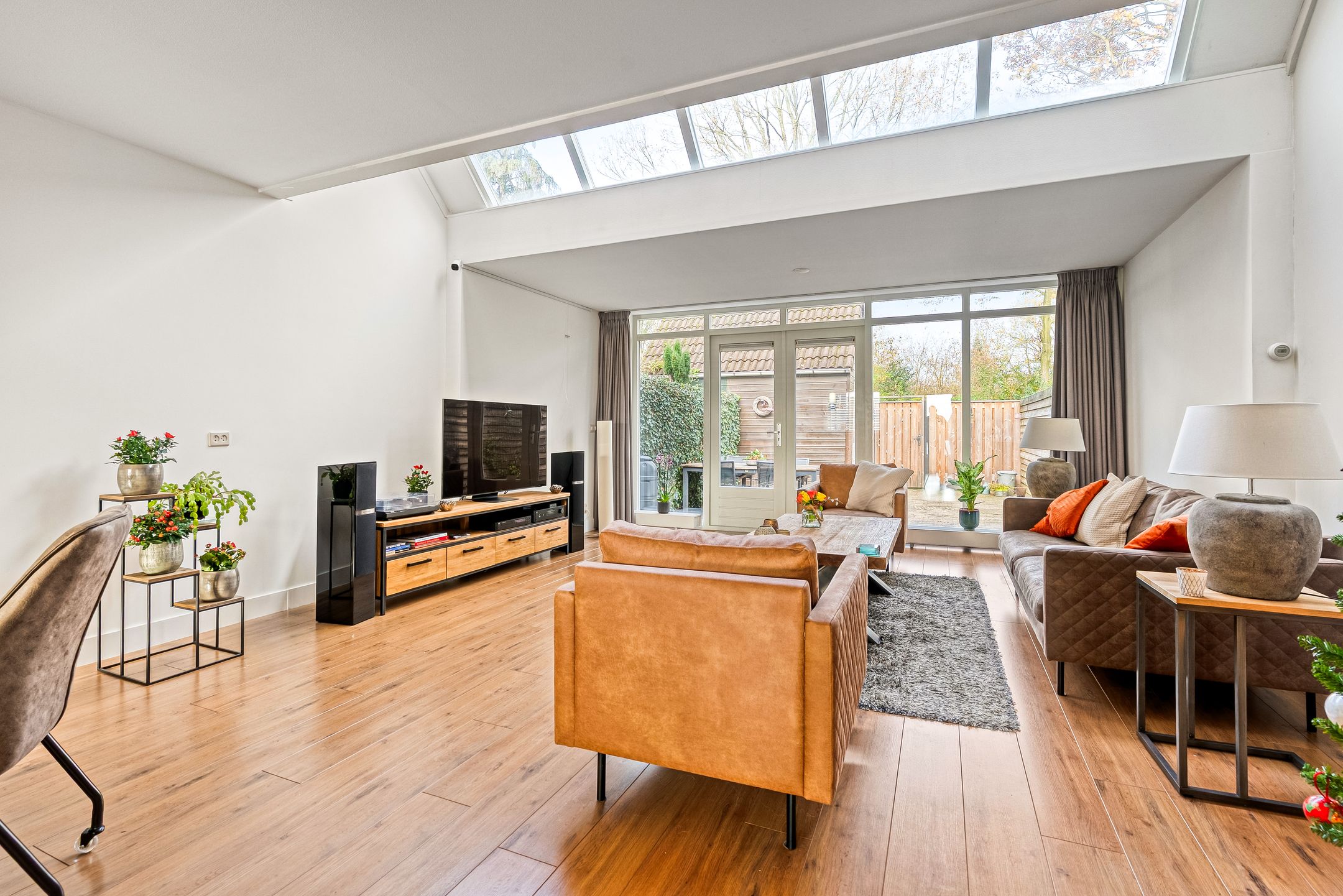 Foto 3 van Hagedis 27