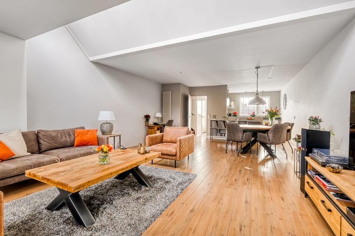 Foto 4 van Hagedis 27