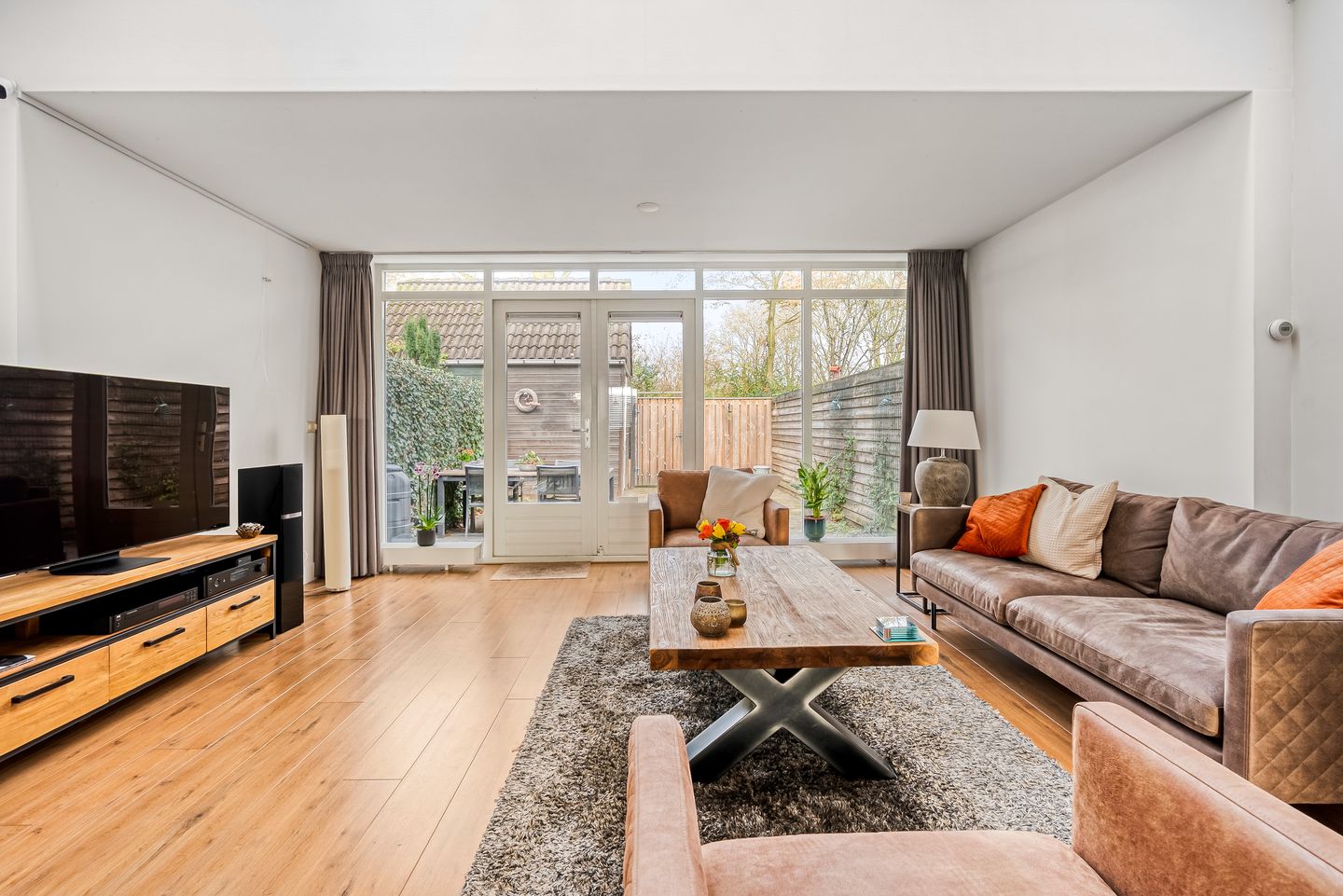 Foto 5 van Hagedis 27