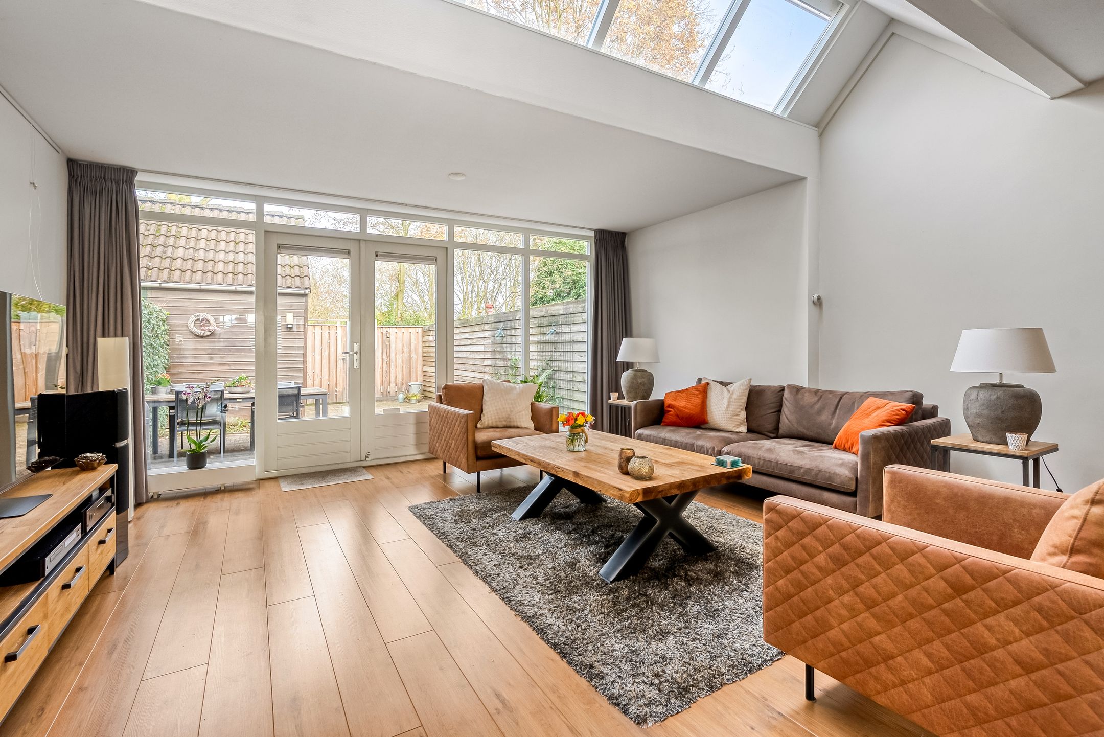 Foto 9 van Hagedis 27