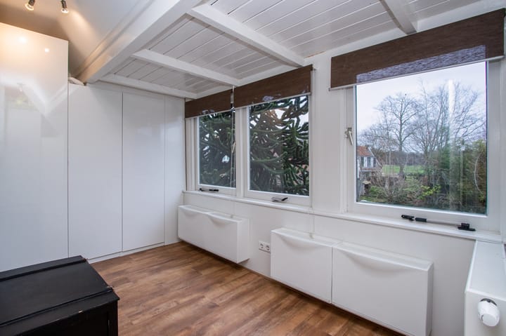 Photo 18 of Emmaweg 12