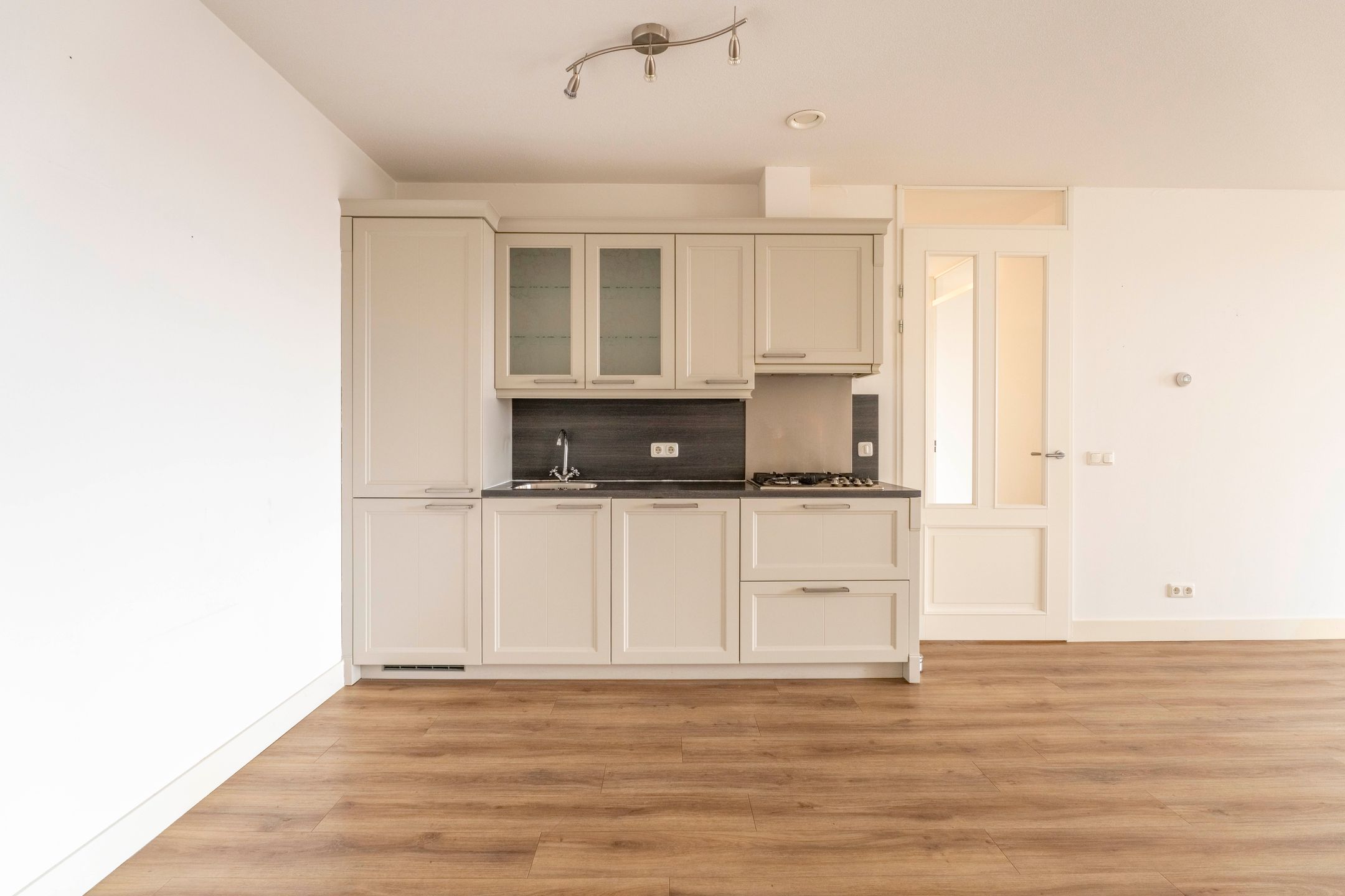 Foto 9 van De Klok 207