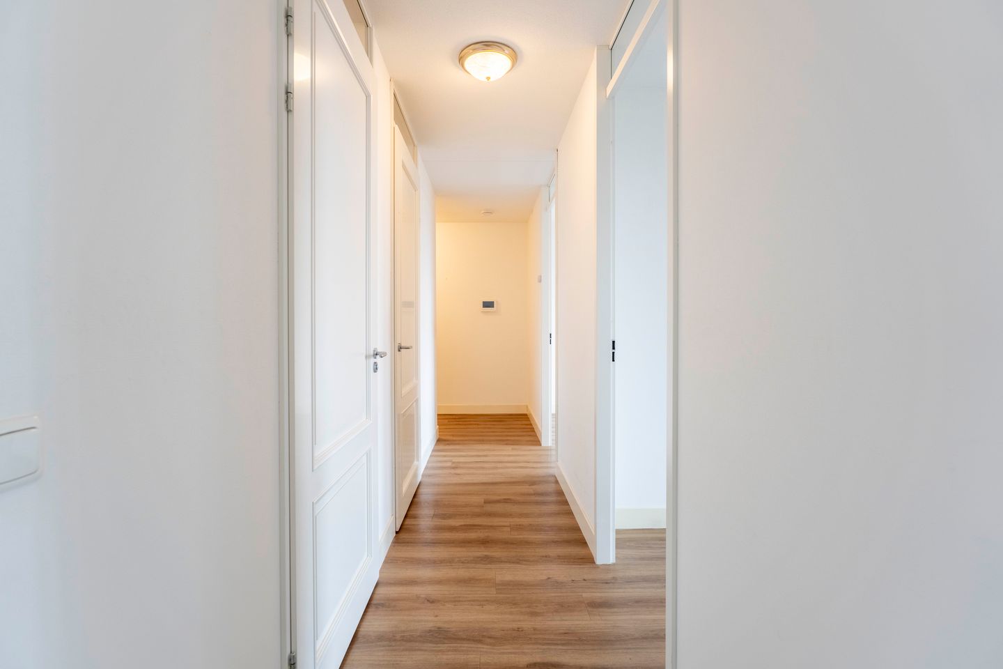 Foto 10 van De Klok 207