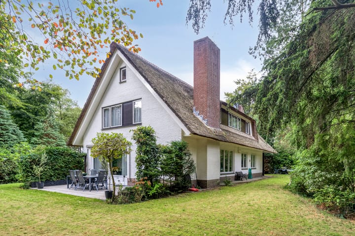 Photo 40 of Eikenlaan 3