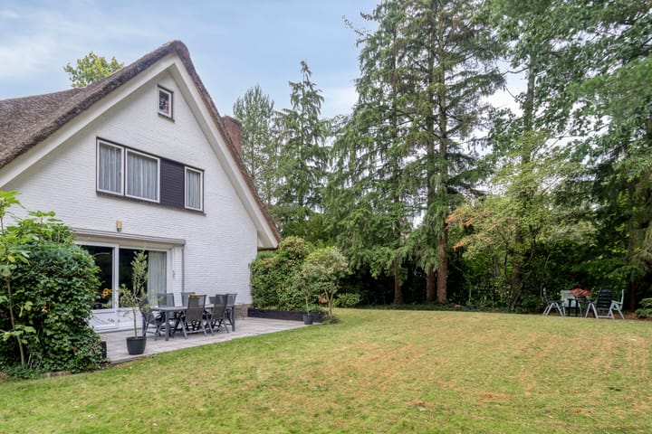 Photo 48 of Eikenlaan 3