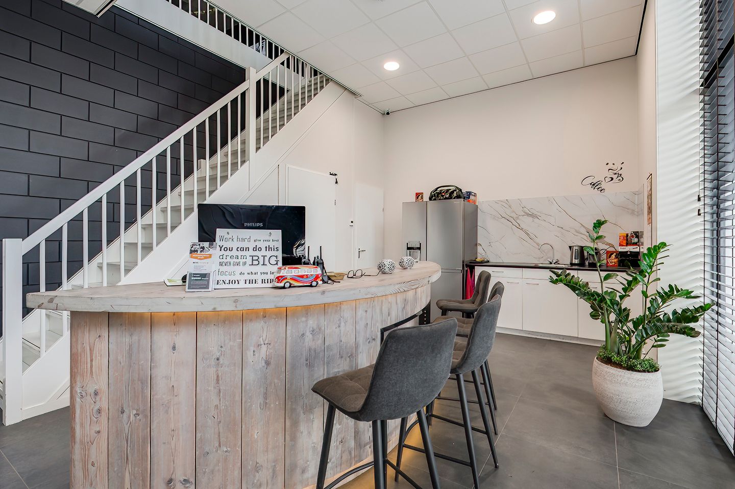 Bekijk foto 3 van Newtonstraat 102