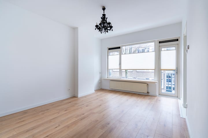 Photo 3 of Walchersestraat 4-B