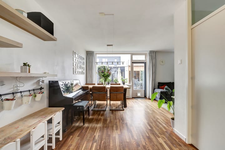 Foto 12 van Nystadstraat 31