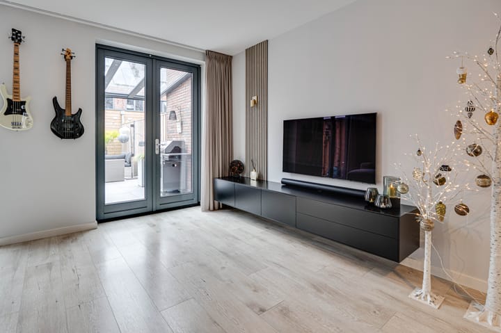 Photo 9 of Gietijzer 23