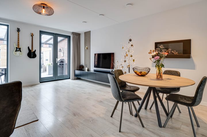 Photo 10 of Gietijzer 23