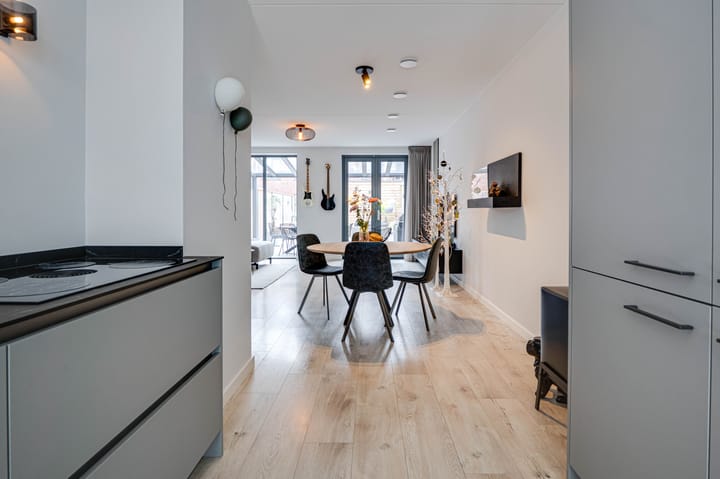 Photo 12 of Gietijzer 23