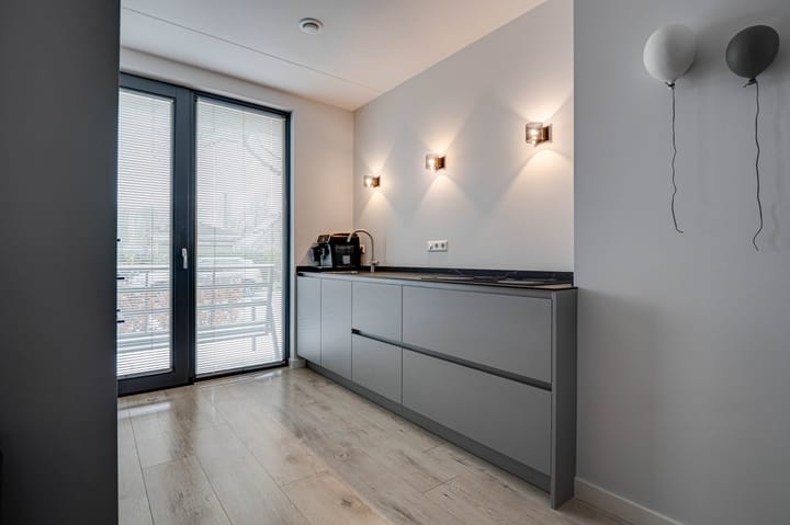 Photo 14 of Gietijzer 23