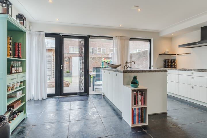 Foto 9 van Sneekstraat 89