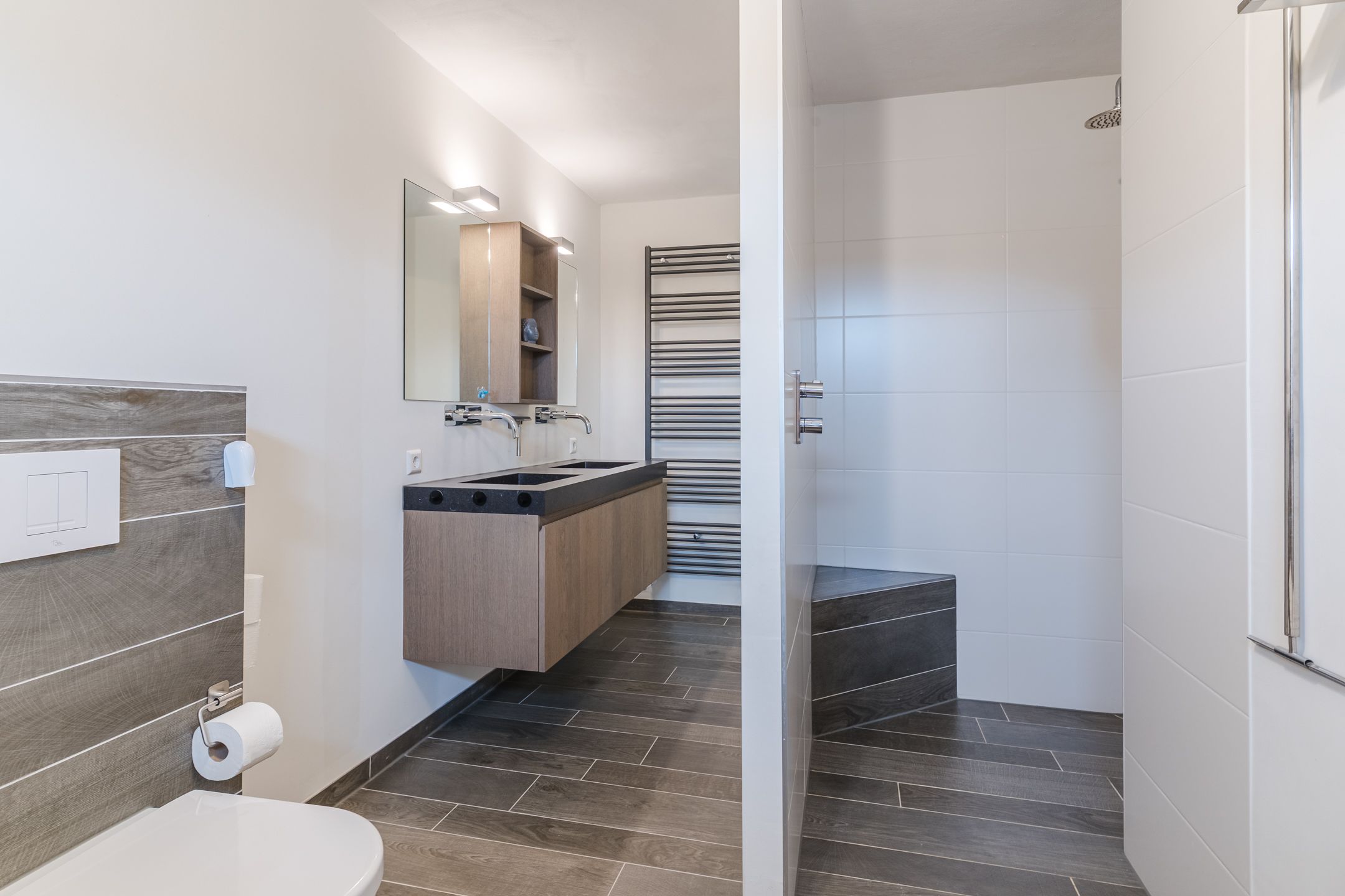 Foto 24 van Sneekstraat 89