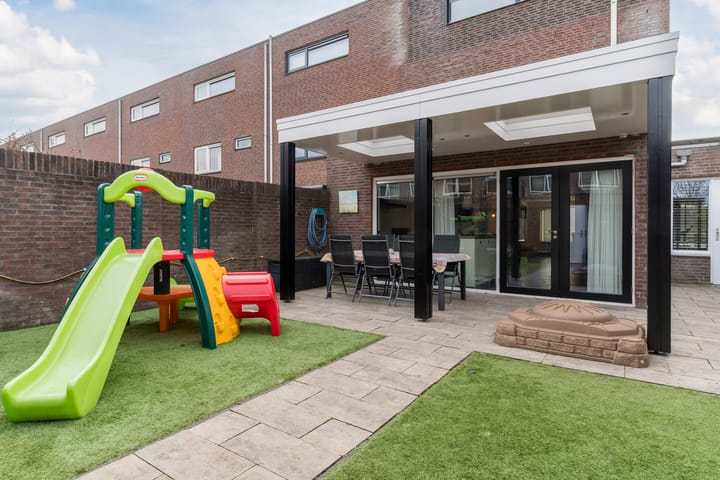 Foto 30 van Sneekstraat 89