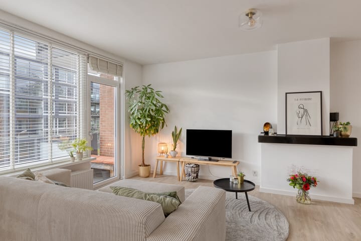 Photo 2 of Jan Heijmanslaan 17