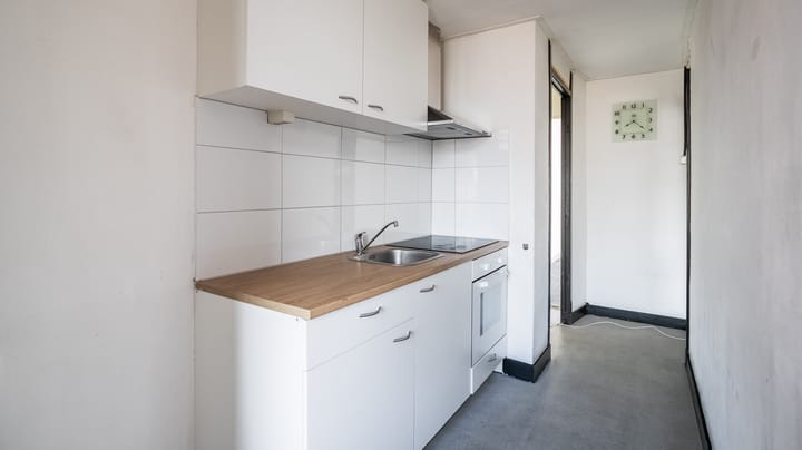 Photo 9 of Bornsestraat 62-B