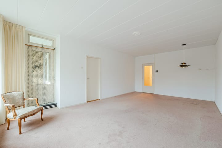 Photo 14 of Brinkstraat 19