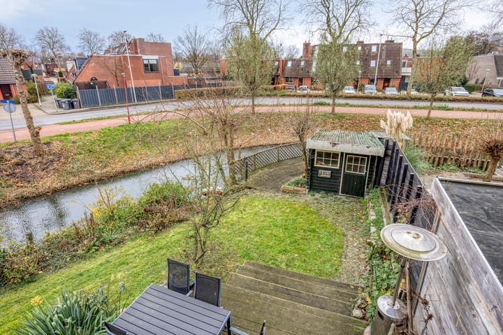 Foto 37 van Weigeliapark 37