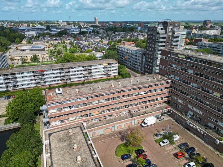 Photo 30 of Laan van Ouderzorg 118