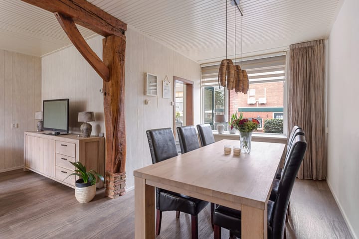 Foto 9 van Möllenbergstraat 1