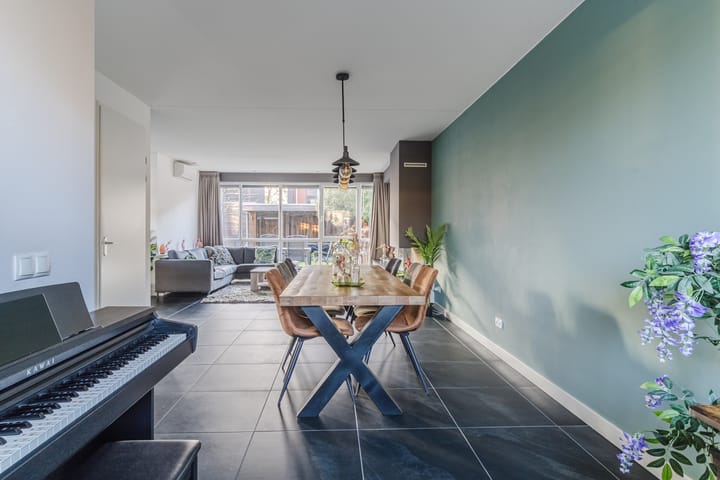 Photo 8 of Helleneind 42