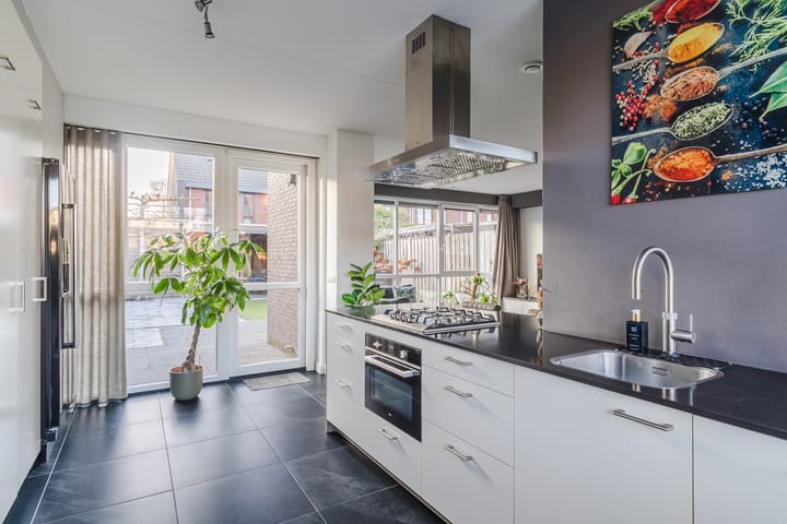 Photo 22 of Helleneind 42