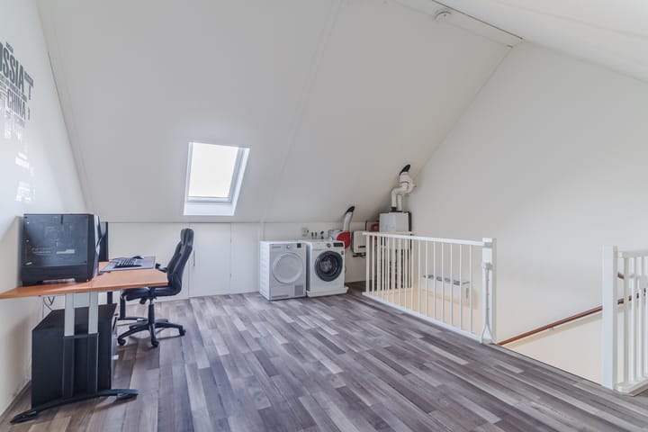 Photo 36 of Helleneind 42