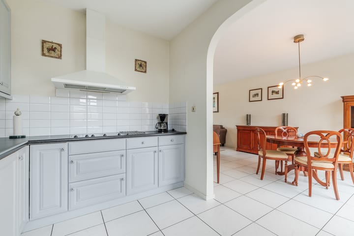 Photo 4 of Gerrit van der Veenstraat 26