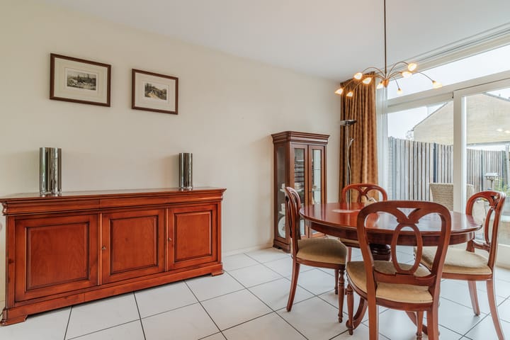 Photo 8 of Gerrit van der Veenstraat 26