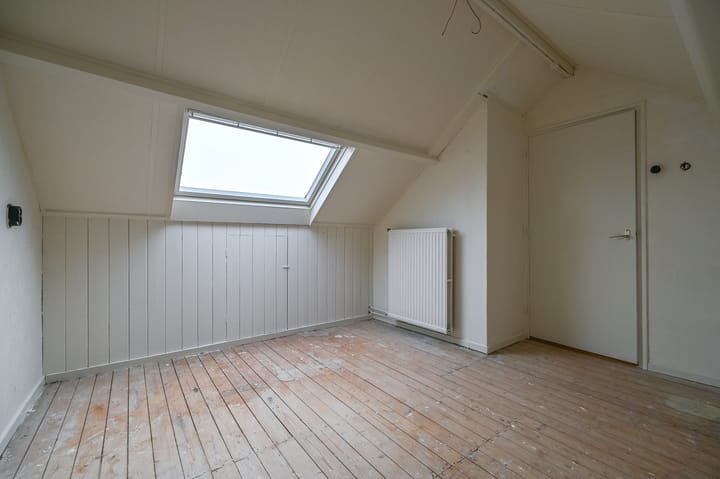 Photo 26 of Schubertstraat 11