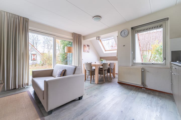 Photo 5 of Zwembadweg 1-076