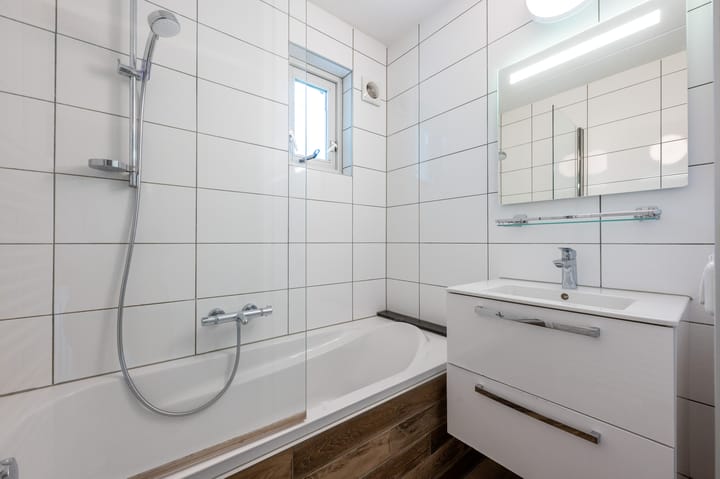 Photo 12 of Zwembadweg 1-076