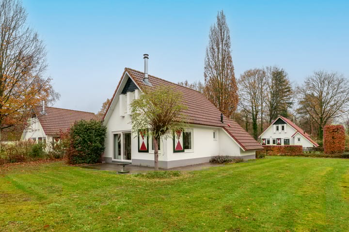 Photo 21 of Zwembadweg 1-076