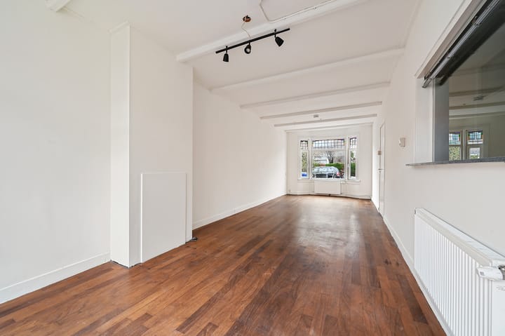 Photo 11 of Ternatestraat 31