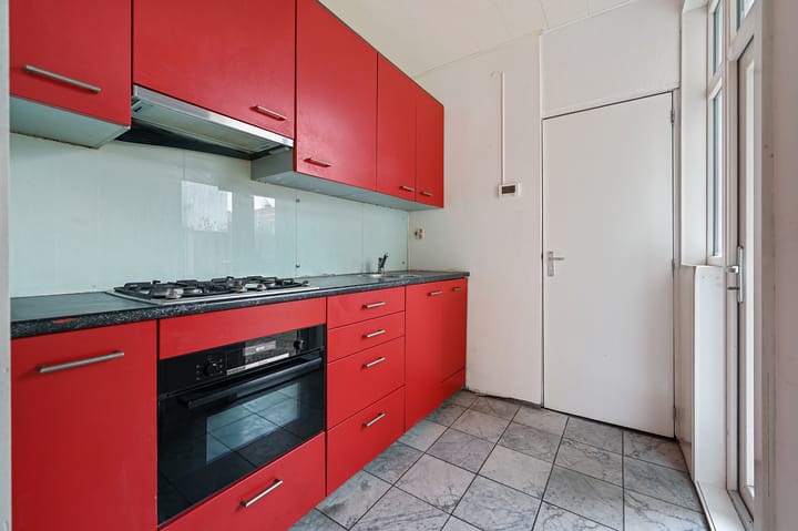 Photo 12 of Ternatestraat 31