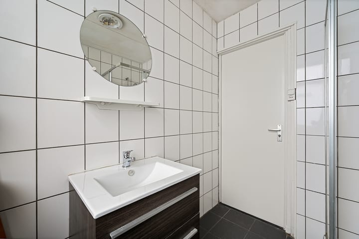 Photo 15 of Ternatestraat 31