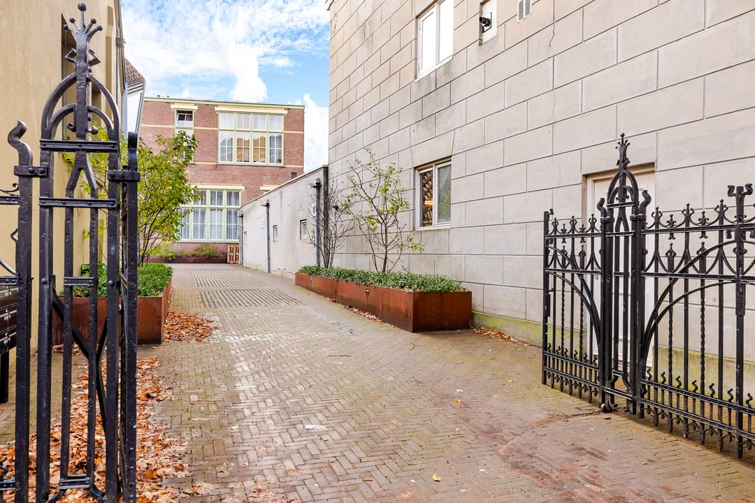 Foto 7 van Tweebaksmarkt 42-A