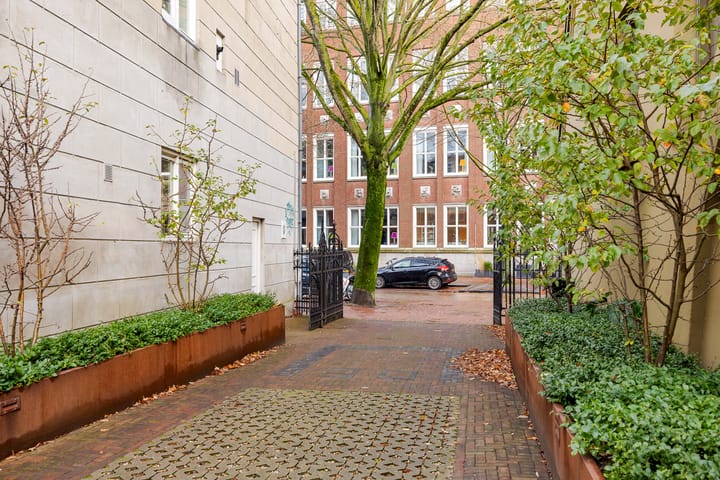 Foto 9 van Tweebaksmarkt 42-A