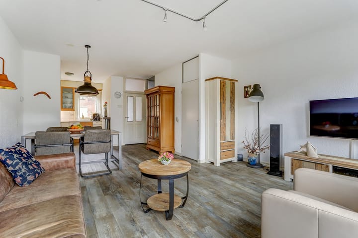 Foto 4 van Wielewaal 16