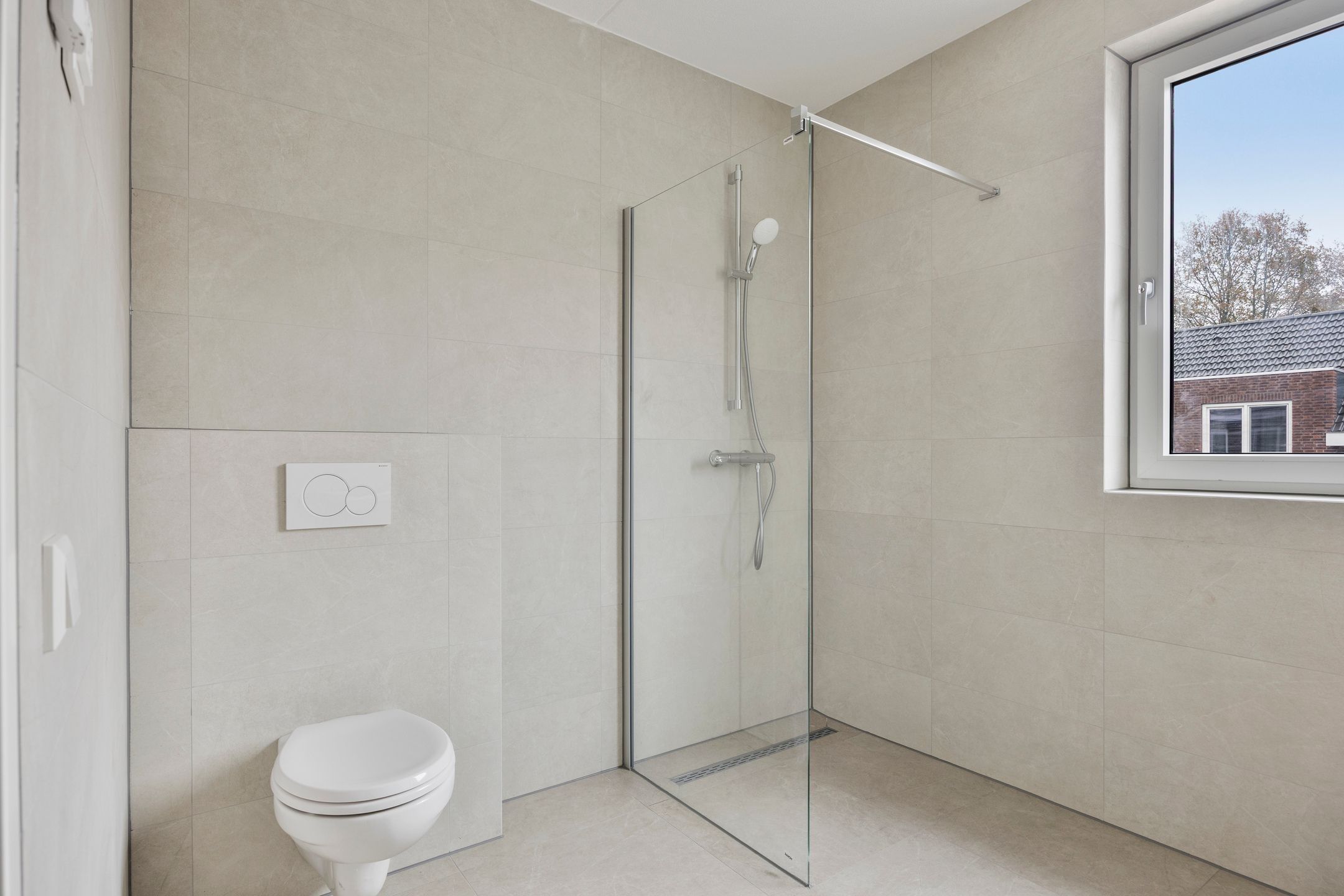 Photo 18 of Wingtapper 1