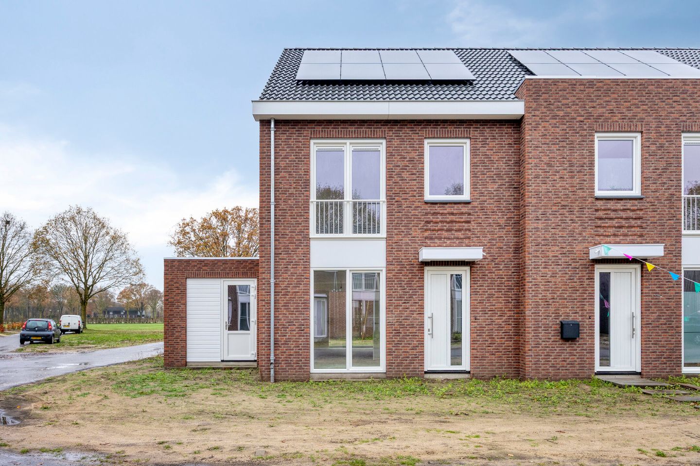 Photo 29 of Wingtapper 1