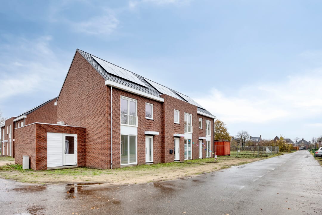 Photo 31 of Wingtapper 1