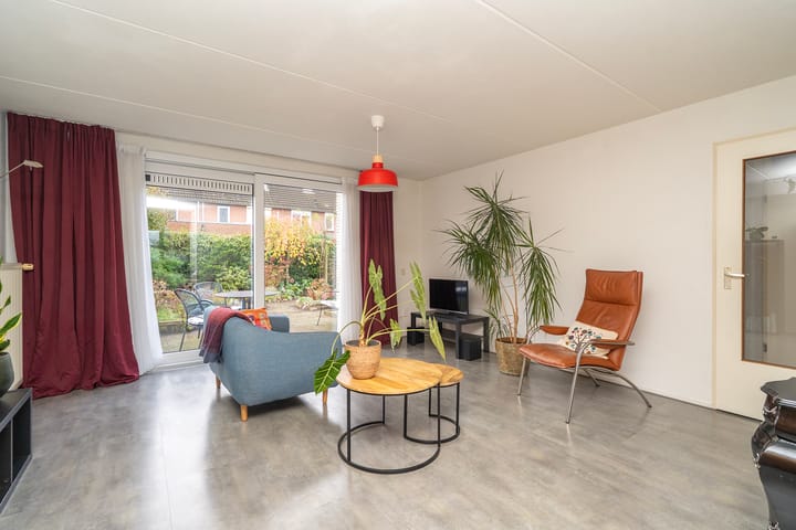 Photo 11 of Barneveldstraat 12