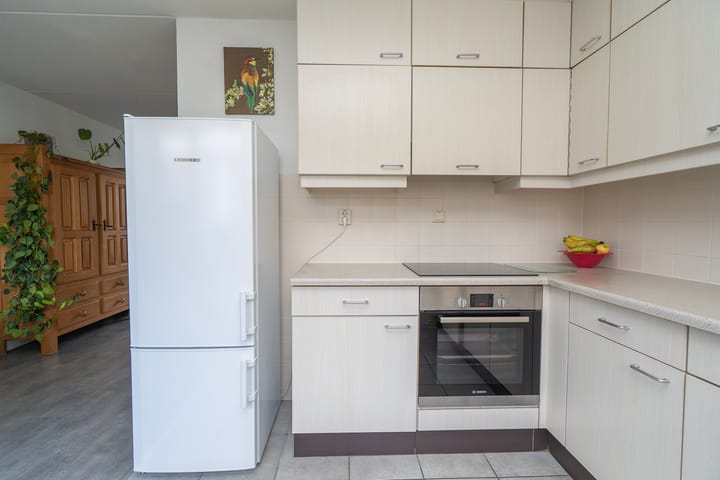 Photo 20 of Barneveldstraat 12